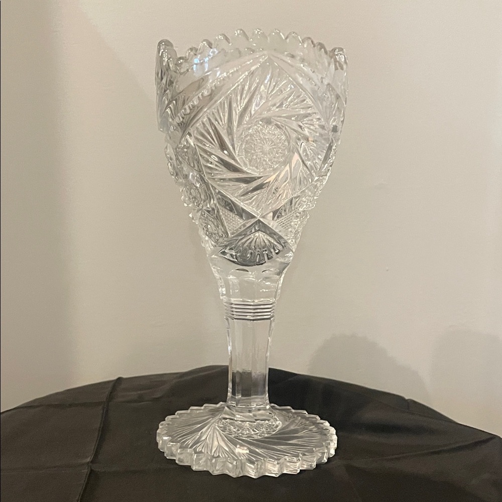 Elegant Crystal vase early American pressed glass